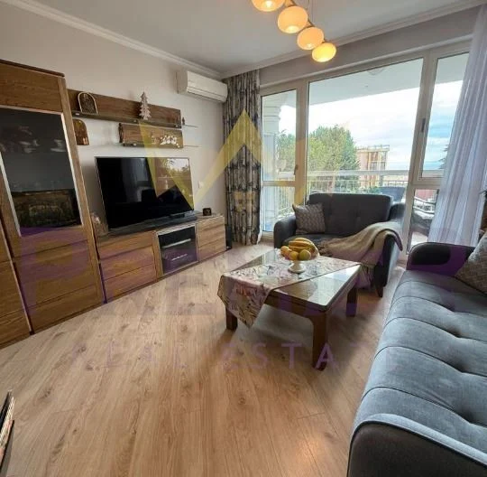 Просторен, елегантен апартамент в затворен комплекс – Несебър -  - снимка 9 - Имоти Премиер