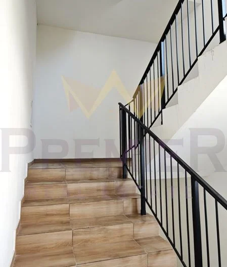 ПРОСТОРЕН ИЗЦЯЛО ЮЖЕН АПАРТАМЕНТ -  - снимка 6 - Имоти Премиер