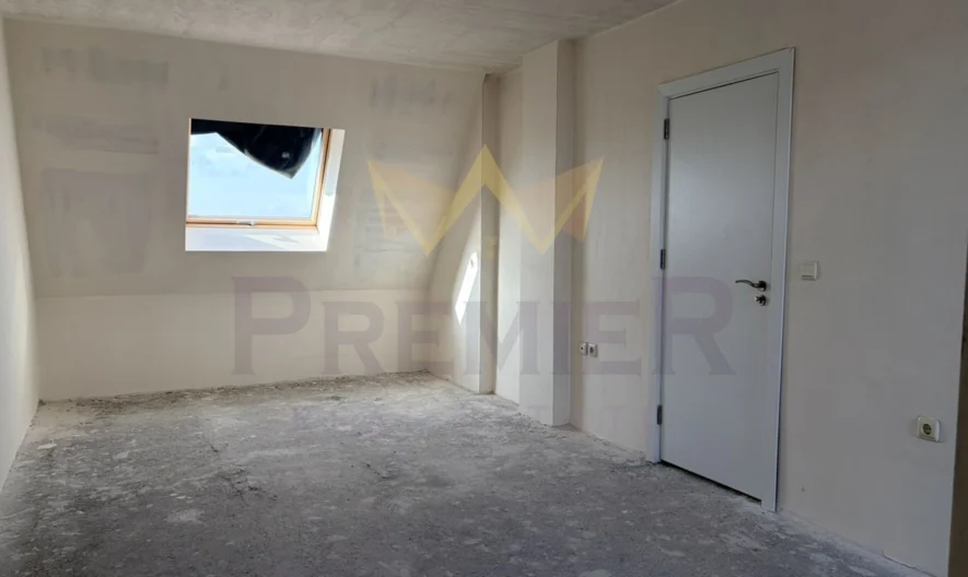 Просторен мезонет в сърцето на Поморие -  - снимка 4 - Имоти Премиер