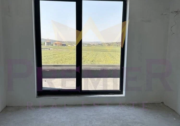 Просторен многостаен апартамент на метри от морето -  - снимка 4 - Имоти Премиер