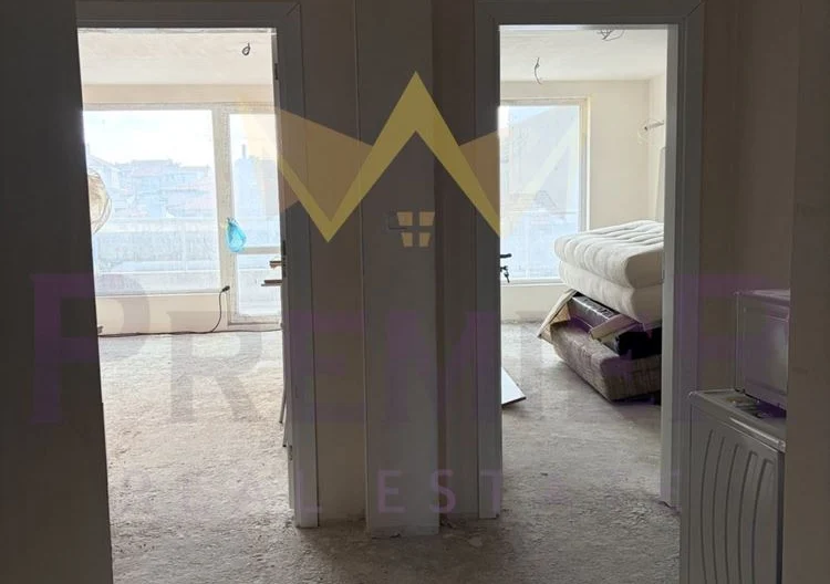 Просторен, светъл апартамент в сърцето на Поморие -  - снимка 4 - Имоти Премиер