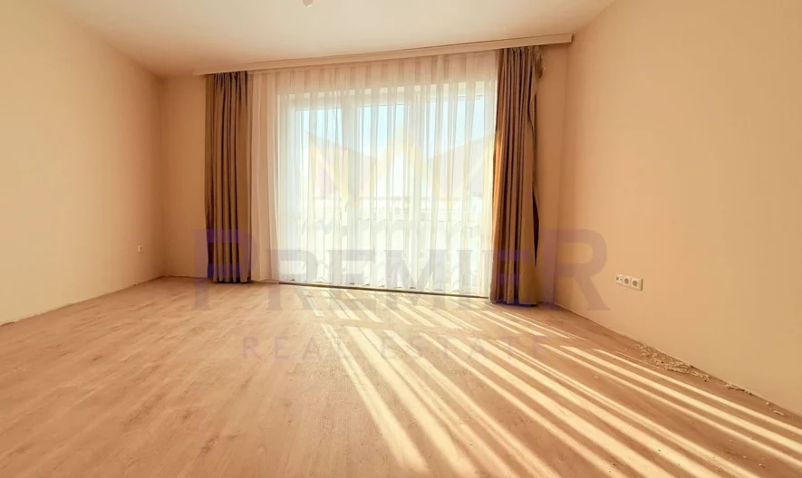 Просторен тристаен апартамент -  - снимка 3 - Имоти Премиер