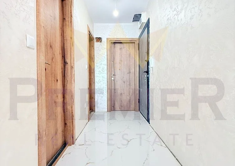 Просторен тристаен апартамент -  - снимка 5 - Имоти Премиер