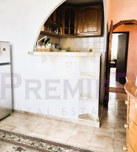 Просторен тристаен апартамент кв. Братя Миладинови -  - снимка 2 - Имоти Премиер