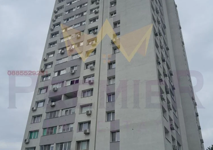 Просторен тристаен апартамент с панорамна морска гледка в к-с Славейков - - снимка 1 - Имоти Премиер