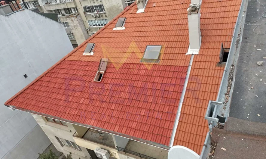 Просторен тристаен апартамент с възможност за паркиране в сърцето на града !! - - снимка 23 - Имоти Премиер