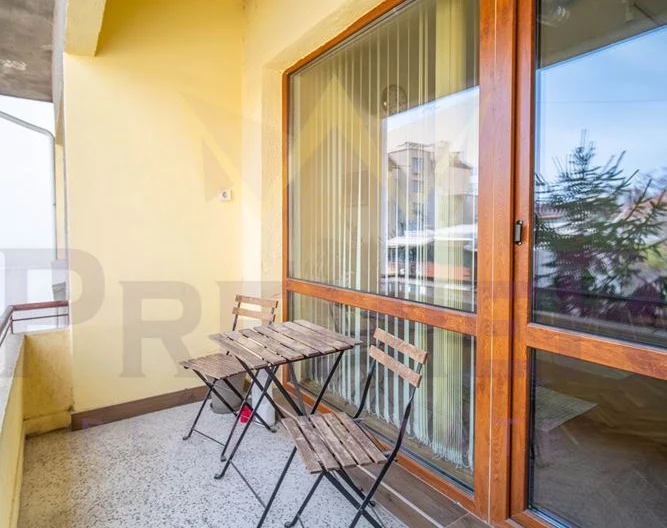 Просторен тристаен апартамент с възможност за паркиране в сърцето на града !! -  - снимка 6 - Имоти Премиер