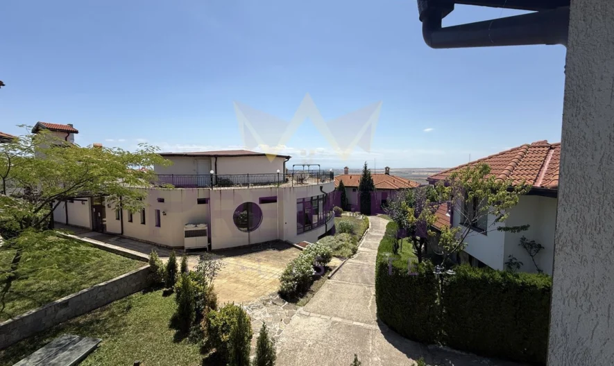 Просторен тристаен апартамент с веранда в комплекс „Бей Вю Вилас“, Кошарица -  - снимка 12 - Имоти Премиер