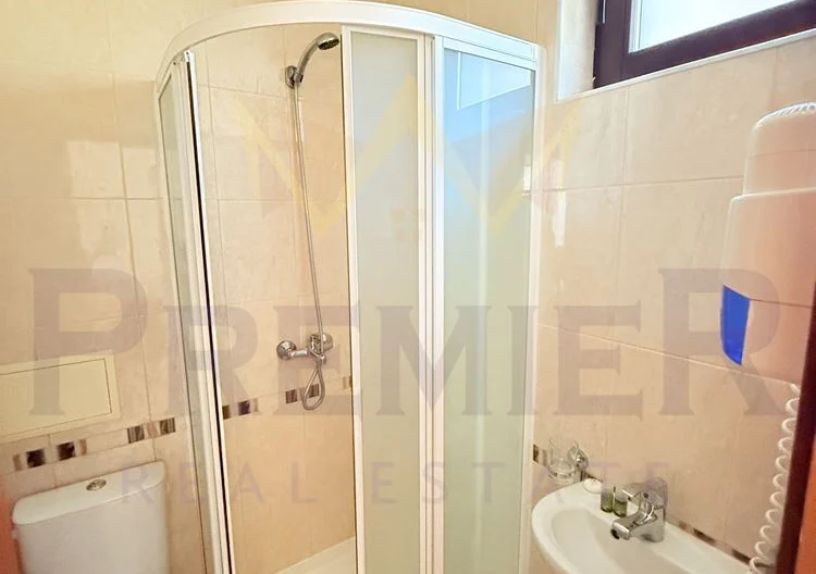 Просторен тристаен апартамент с веранда в комплекс „Бей Вю Вилас“, Кошарица -  - снимка 7 - Имоти Премиер