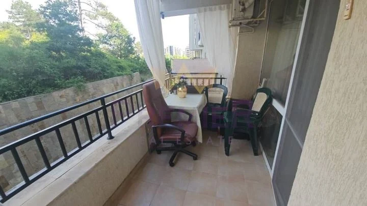 Просторен тристаен апартамент в к.к Слънчев бряг -  - снимка 8 - Имоти Премиер