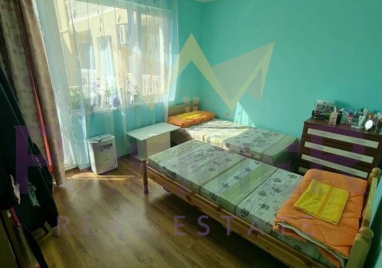 Просторен тристаен апартамент в Поморие - - снимка 6 - Имоти Премиер