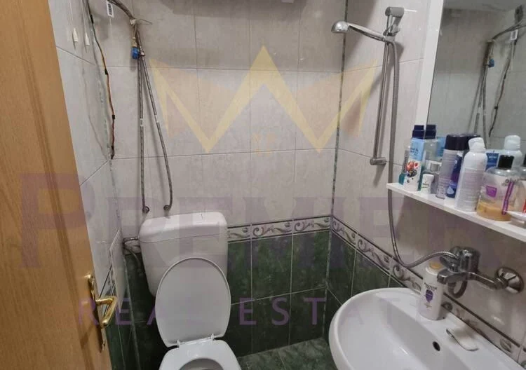 Просторен тристаен апартамент в Поморие - - снимка 7 - Имоти Премиер