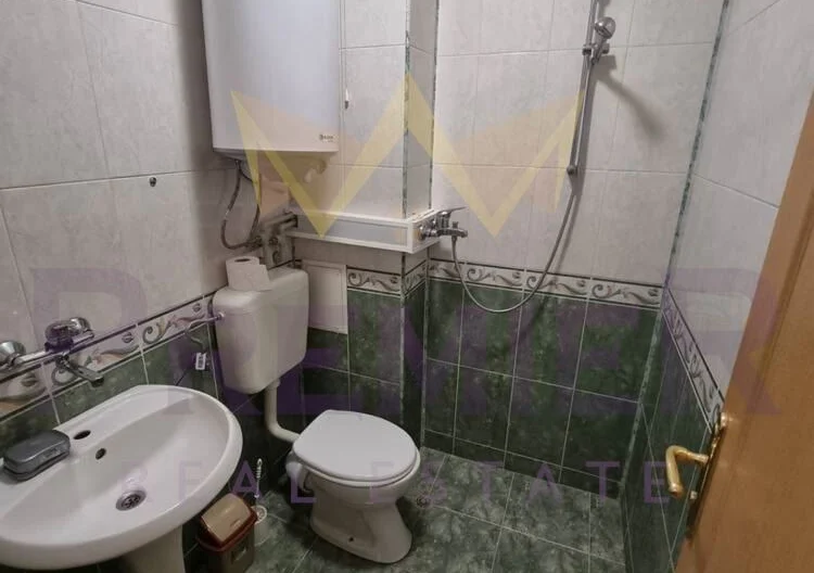 Просторен тристаен апартамент в Поморие -  - снимка 7 - Имоти Премиер