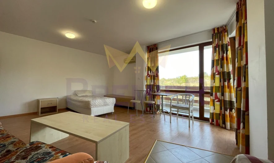 Просторен тристаен апартамент в Слънчев Бряг -  - снимка 2 - Имоти Премиер