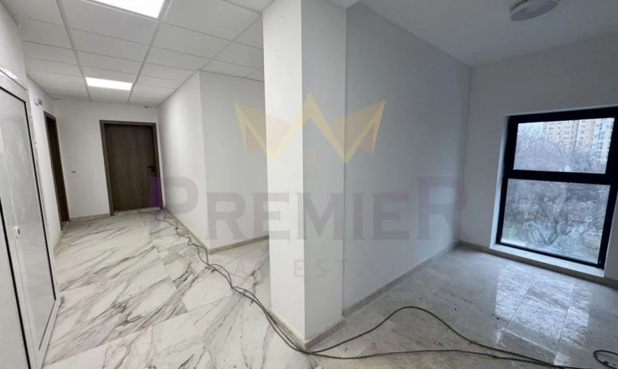 Просторен тристаен апартамент в ж.к. Младост 4 -  - снимка 9 - Имоти Премиер