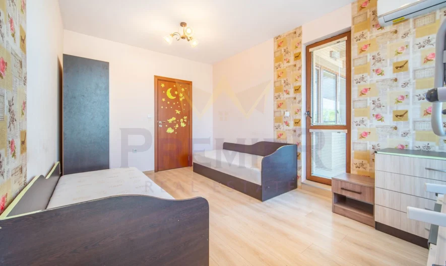Prostoren TRISTAEN napalno obzaveden apartament s plosht ot 103 kv.m. -  - snimka 7 - Imoti Premier
