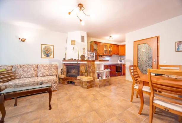 Агенция за недвижими имоти - Имоти Премиер - имот - 1061211, Цена: 160000 EUR