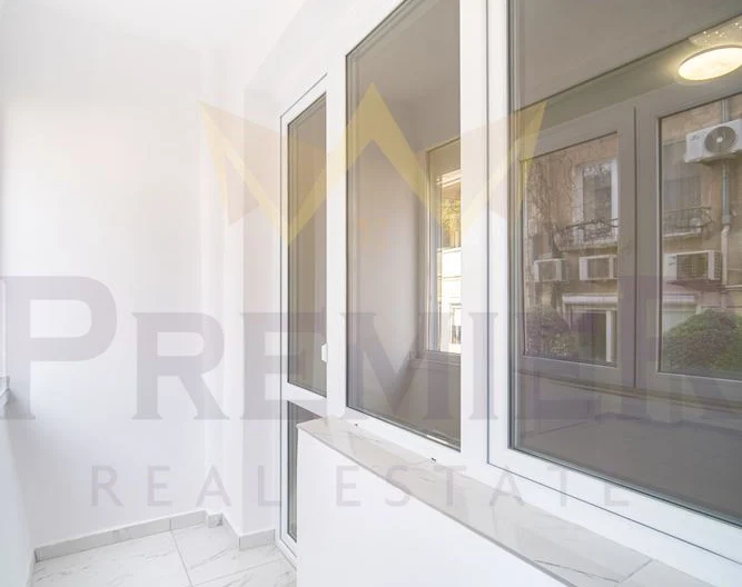 Просторен тристаен в центъра на Варна -  - снимка 11 - Имоти Премиер