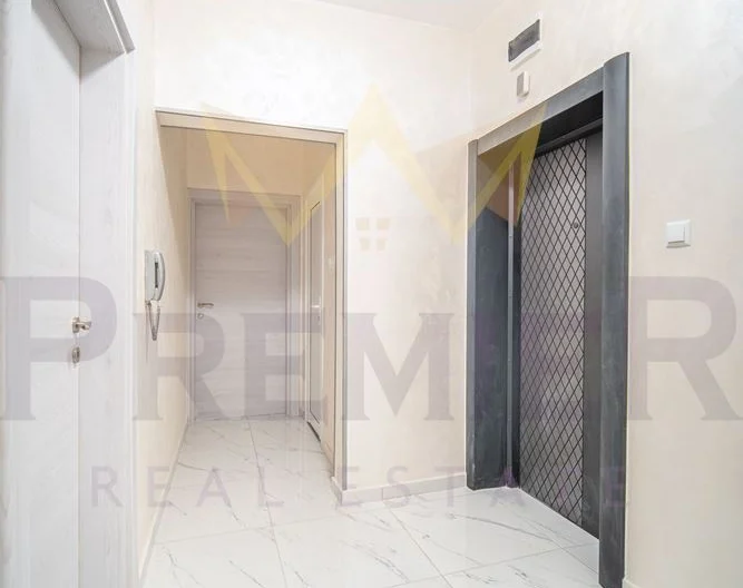 Просторен тристаен в центъра на Варна -  - снимка 15 - Имоти Премиер