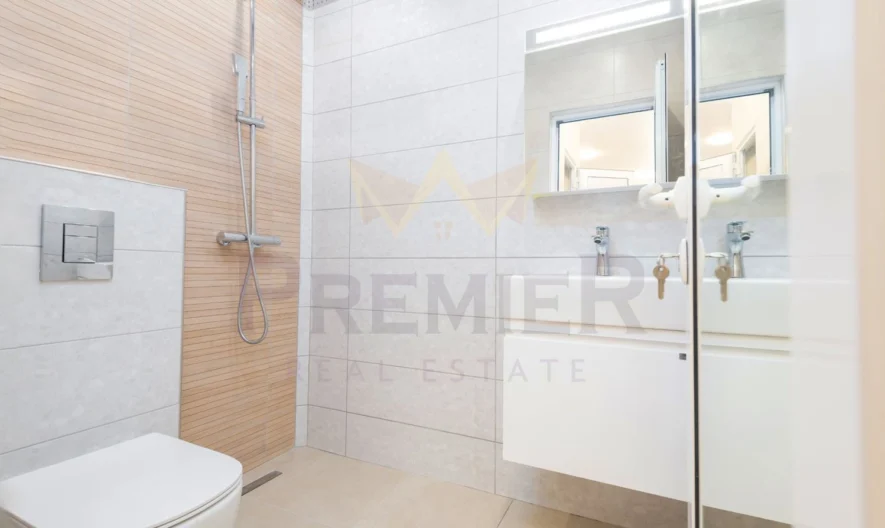 Просторен тухлен апартамент до McDrive – Варна Лятно кино Тракия - - снимка 5 - Имоти Премиер