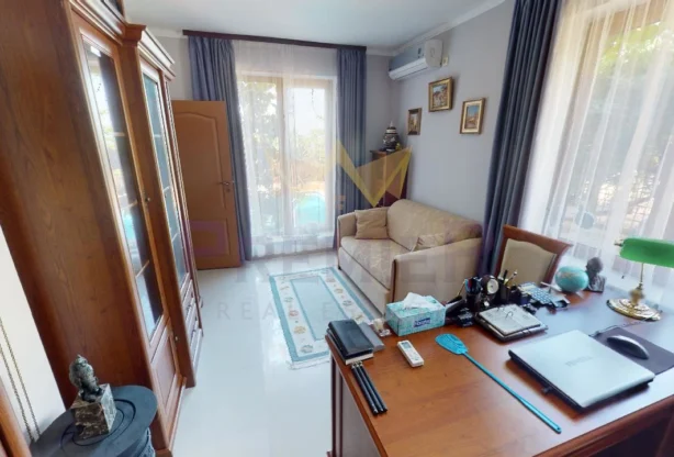 Агенция за недвижими имоти - Имоти Премиер - имот - 1084334, Цена: 385000 EUR