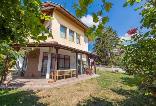 Агенция за недвижими имоти - Имоти Премиер - имот - 1096415, Цена: 250000 EUR
