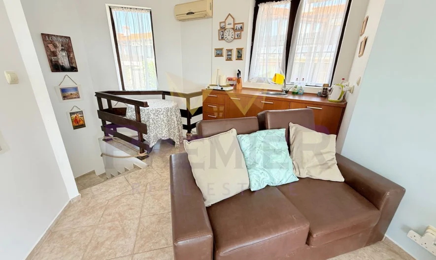 Просторна двуетажна къща в затворен комплекс Bay View Villas – Кошарица -  - снимка 14 - Имоти Премиер