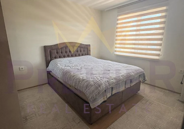 Просторна къща с 20 декара орехови насаждения със собствен водоизточник в с. Малка поляна -  - снимка 27 - Имоти Премиер