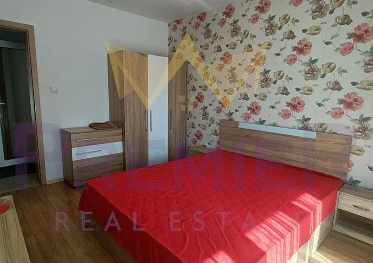 Просторна триетажна къща с морска панорама в Свети Влас - - снимка 4 - Имоти Премиер