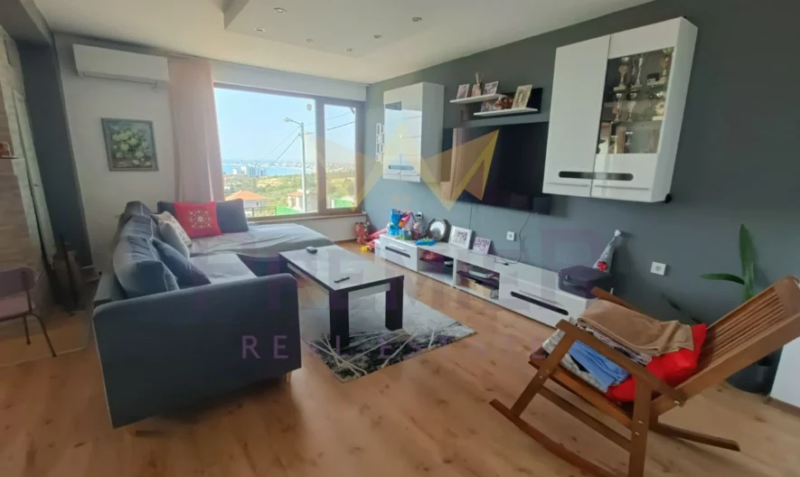 Просторна триетажна къща с морска панорама в Свети Влас -  - снимка 7 - Имоти Премиер