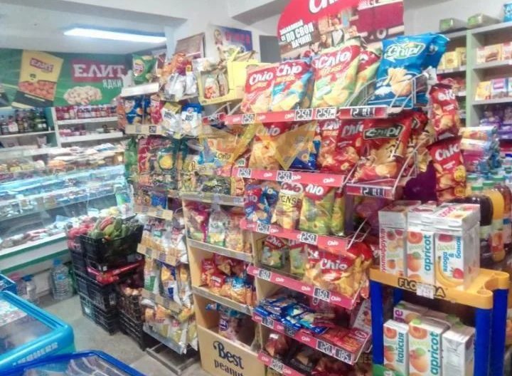 Работещ магазин за хранителни стоки – кв. Христо Ботев, гр. Варна -  - снимка 3 - Имоти Премиер