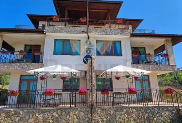 Агенция за недвижими имоти - Имоти Премиер - имот - 1101712, Цена: 468000 EUR