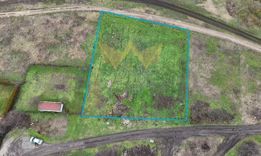 Regelmäßig geformtes Grundstück im Dorf Bryastovo, Gemeinde Balchik, Gebiet Dobrich - - snimka 1 - Imoti Premier
