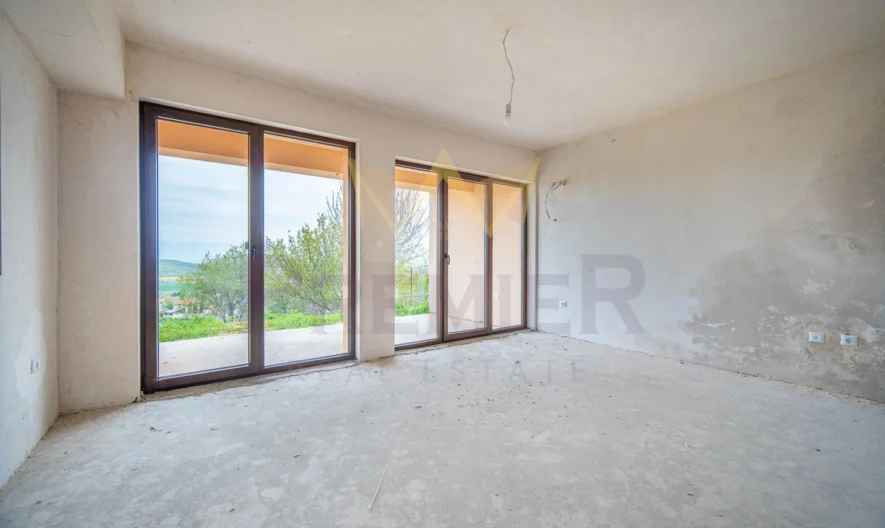 Renoviertes Haus im Dorf Rogatschewo mit Panoramablick aufs Meer! - - snimka 17 - Imoti Premier