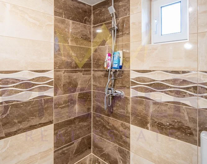 Реновирана къща в село Соколово ! -  - снимка 13 - Имоти Премиер