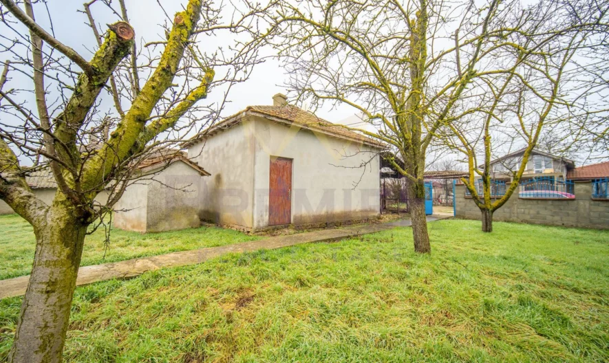 Реновирана къща в село Соколово ! -  - снимка 17 - Имоти Премиер