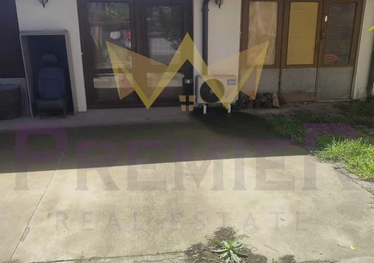 Самостоятеле етаж от къща в кв. Гагарин -  - снимка 2 - Имоти Премиер