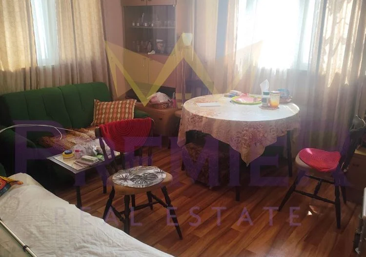 Самостоятеле етаж от къща в кв. Гагарин -  - снимка 3 - Имоти Премиер