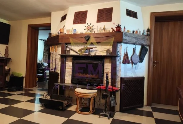 Агенция за недвижими имоти - Имоти Премиер - имот - 1158859, Цена: 185000 EUR