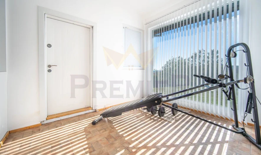 Самостоятелна едноетажна къща с двор в затворен комплекс с морска панорама край с. Кранево. - - снимка 18 - Имоти Премиер