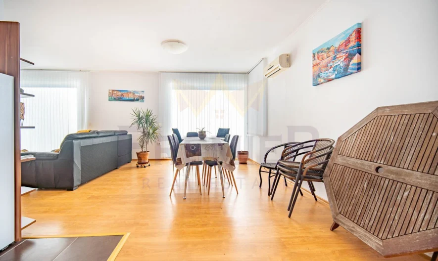 Самостоятелна едноетажна къща с двор в затворен комплекс с морска панорама край с. Кранево. - - снимка 8 - Имоти Премиер