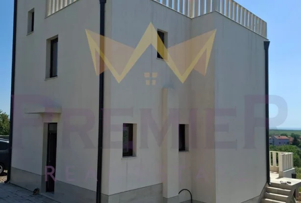 Агенция за недвижими имоти - Имоти Премиер - имот - 1075751, Цена: 185000 EUR