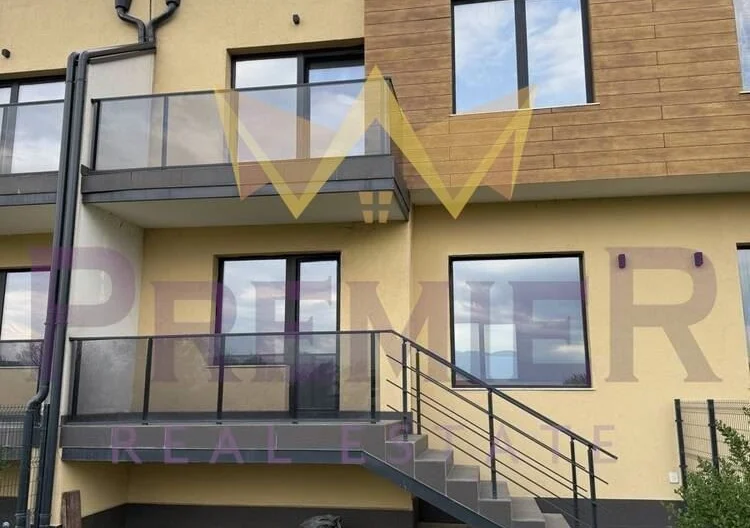 Самостоятелна къща в район Западен, гр. Пловдив -  - снимка 3 - Имоти Премиер