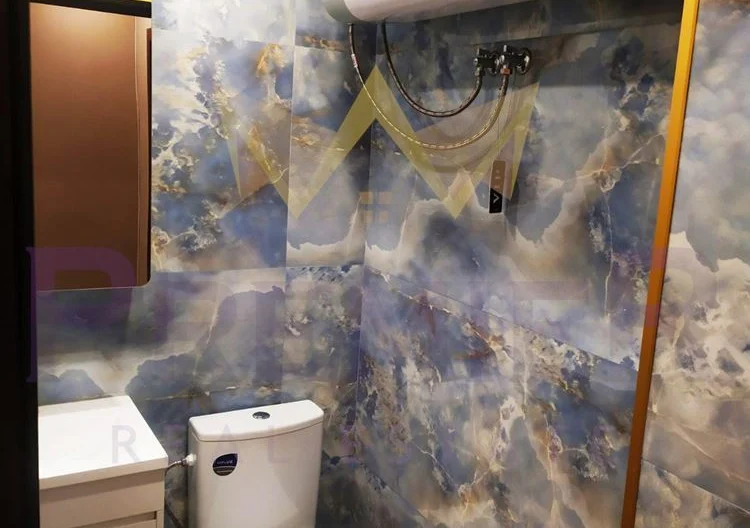 Самостоятелна сграда с 11 обзаведени  апартамента в кв.Карпузица -  - снимка 19 - Имоти Премиер