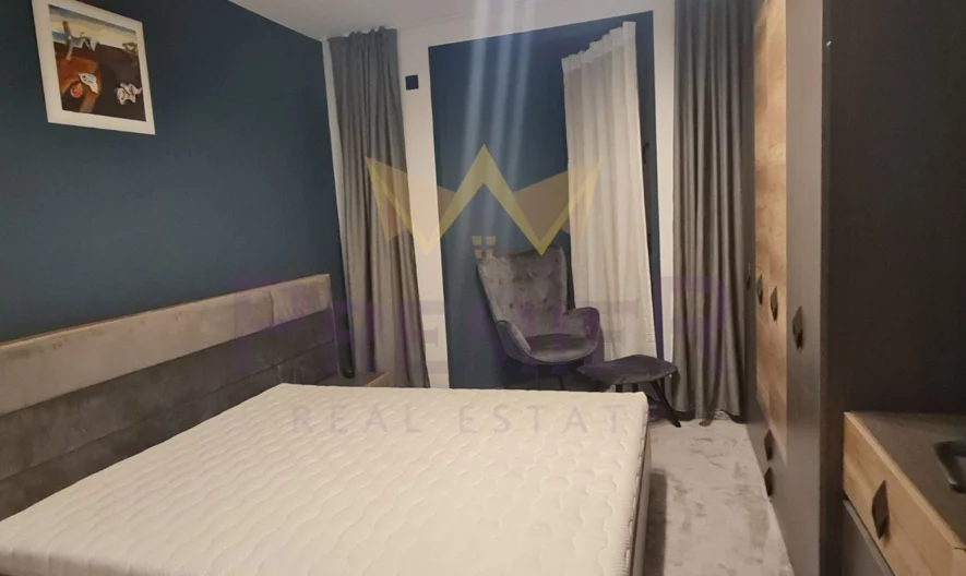 Самостоятелна сграда с 11 обзаведени  апартамента в кв.Карпузица -  - снимка 24 - Имоти Премиер