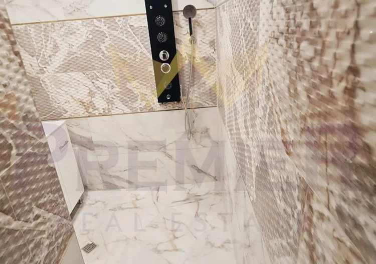 Самостоятелна сграда с 11 обзаведени  апартамента в кв.Карпузица -  - снимка 29 - Имоти Премиер