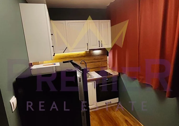 Самостоятелна сграда с 11 обзаведени  апартамента в кв.Карпузица -  - снимка 6 - Имоти Премиер