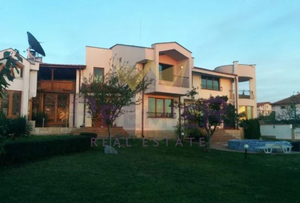 Агенция за недвижими имоти - Имоти Премиер - имот - 1061583, Цена: 899999 EUR