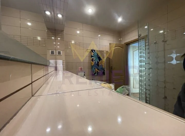 Съвременна луксозна къща с уникална морска панорама -  - снимка 12 - Имоти Премиер