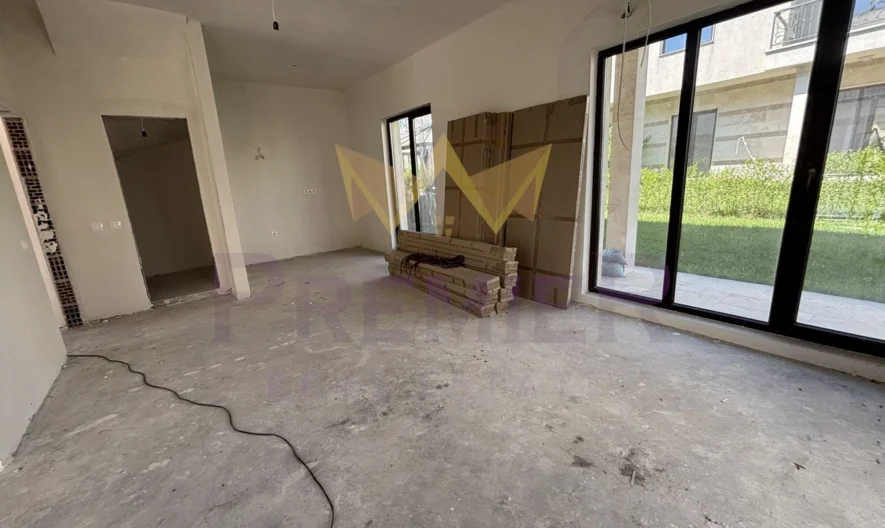 Selling a house with a yard in Sarafovo, close to the sea -  - snimka 1 - Imoti Premier